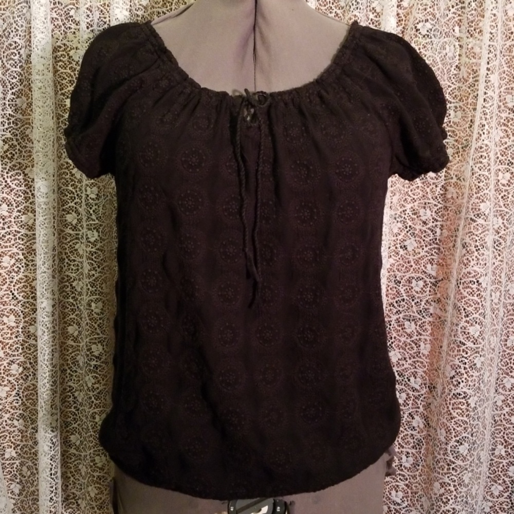 Great casual top by relativity